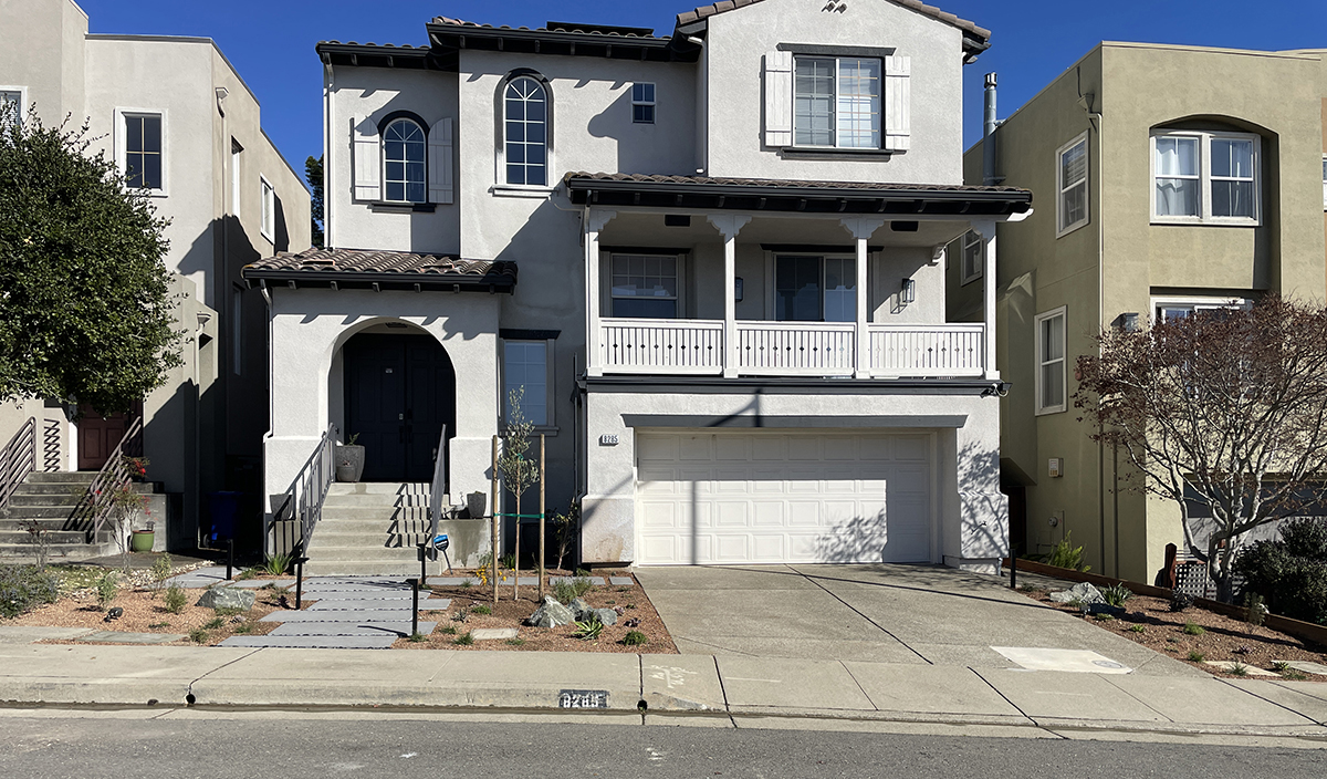 An Oakland California front garden gets a drought tolerant, modern and colorful facelift with California Native Plants